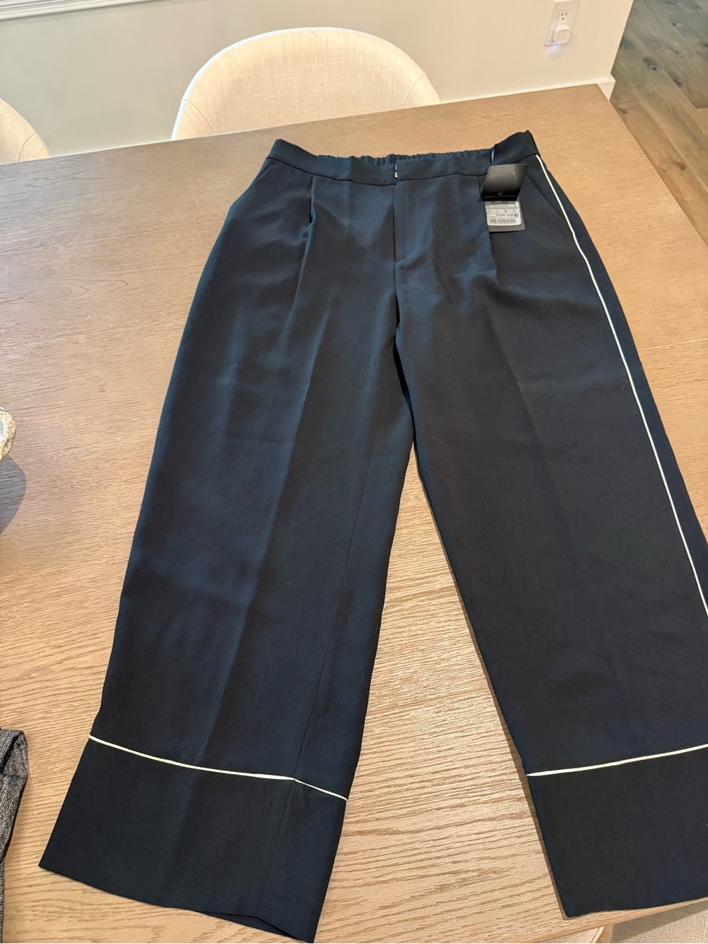 Massimo Dutti Black Wide-Leg Trousers with White Piping